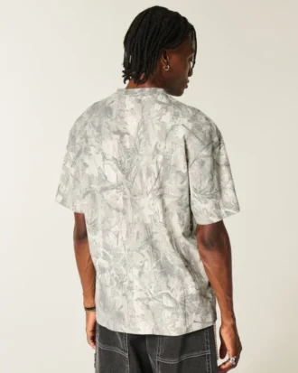 Kastig geschnittenes, schweres Camo Dodge Challenger SRT Grafik-T-Shirt