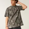 Kastig geschnittenes, schweres Camouflage-T-Shirt
