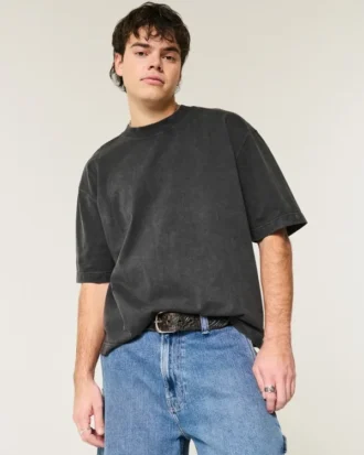 Kastig geschnittenes, schweres Crop-Crew-T-Shirt Kastig geschnittenes, schweres Crop-Crew-T-Shirt