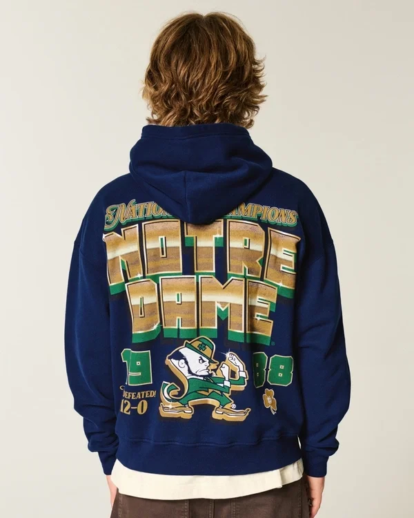 Kastiger Hoodie mit Grafikprint „Fighting Irish“ der University of Notre Dame Kastiger Hoodie mit Grafikprint „Fighting Irish“ der University of Notre Dame