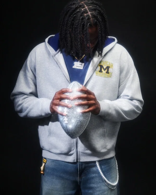 Kastiger Hoodie mit Reißverschluss und Grafik der University of Michigan Wolverines Kastiger Hoodie mit Reißverschluss und Grafik der University of Michigan Wolverines
