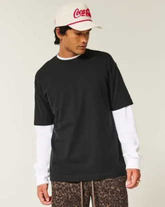 Kastiges Crew-T-Shirt aus schwerer Baumwolle Kastiges Crew-T-Shirt aus schwerer Baumwolle