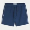 Kühle Fleece-Shorts in mittlerer Länge