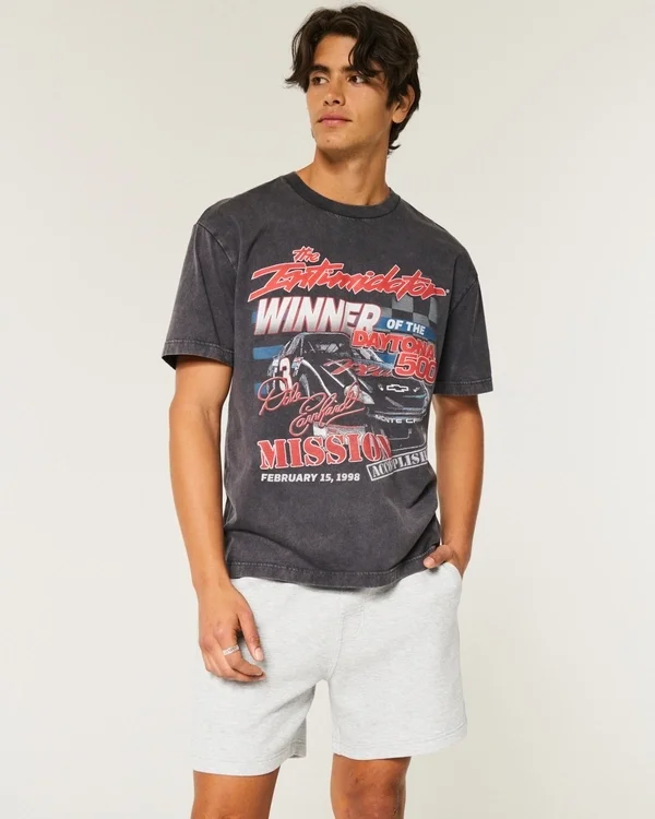 Kühle Fleece-Shorts in mittlerer Länge Kühle Fleece-Shorts in mittlerer Länge