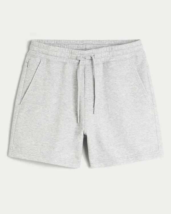 Kühle Fleece-Shorts in mittlerer Länge Kühle Fleece-Shorts in mittlerer Länge