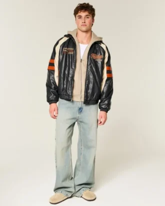 Kunstlederjacke mit Longhorns-Grafik der University of Texas at Austin