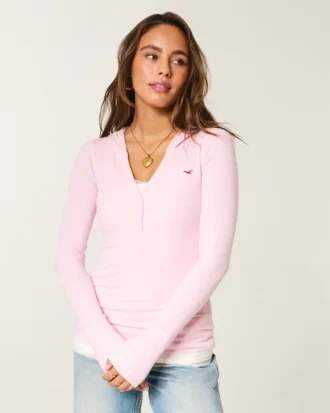 Langärmeliges Henley-Shirt mit Kapuze