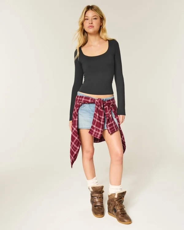 Langärmliges Baby-T-Shirt aus nahtlosem Stoff mit Rundhalsausschnitt Langärmliges Baby-T-Shirt aus nahtlosem Stoff mit Rundhalsausschnitt