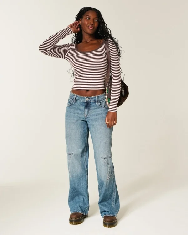 Langärmliges Oberteil mit Rundhalsausschnitt Langärmliges Oberteil mit Rundhalsausschnitt