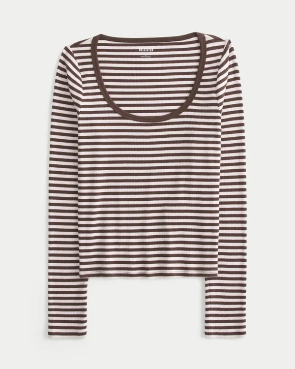 Langärmliges Oberteil mit Rundhalsausschnitt Langärmliges Oberteil mit Rundhalsausschnitt