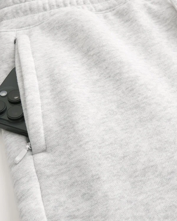 Locker geschnittene Jogginghose aus Rippfleece Locker geschnittene Jogginghose aus Rippfleece