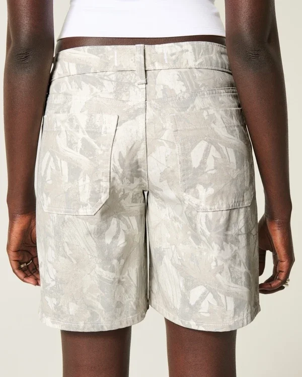 Low-Rise Camo Baggy Jort Low-Rise Camo Baggy Jort