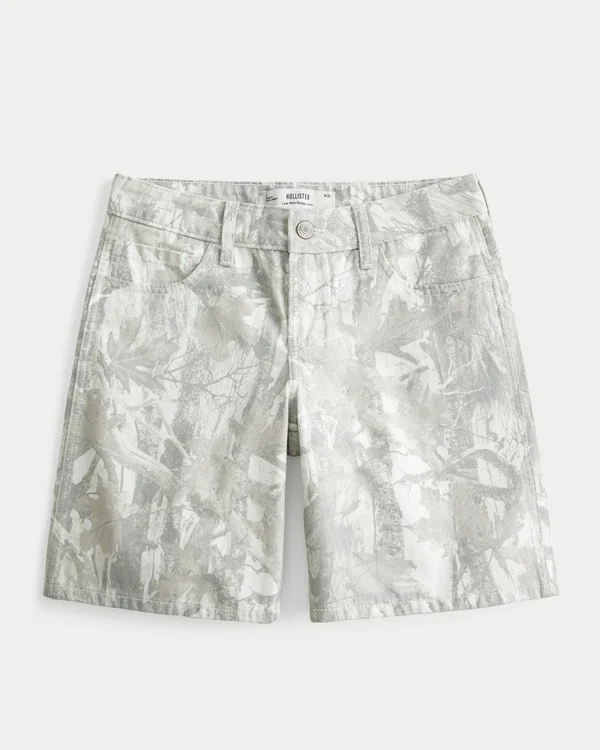 Low-Rise Camo Baggy Jort Low-Rise Camo Baggy Jort