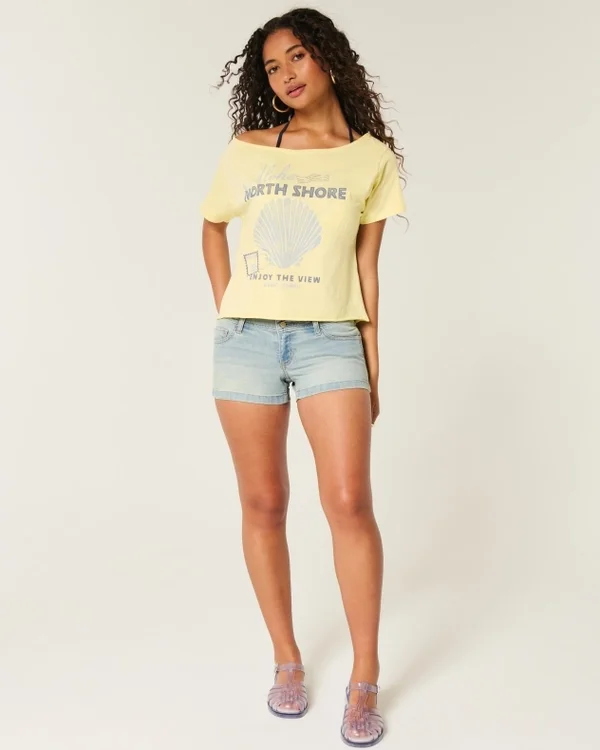 Low-Rise Light Wash Floral Pocket Denim Shortie Shorts Low-Rise Light Wash Floral Pocket Denim Shortie Shorts