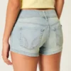 Low-Rise Light Wash Floral Pocket Denim Shortie Shorts Low-Rise Light Wash Floral Pocket Denim Shortie Shorts