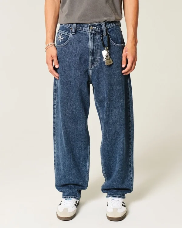 Medium Wash Star Graphic Skater Baggy Jeans Medium Wash Star Graphic Skater Baggy Jeans