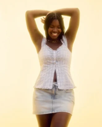 Mini-Skort aus hellblauem Denim