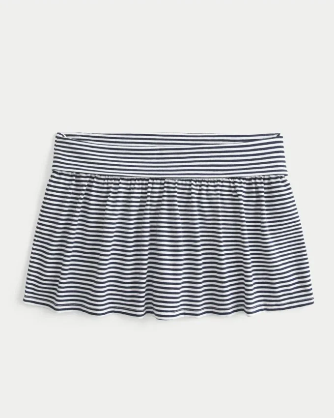 Minirock aus Faltenstrick Minirock aus Faltenstrick