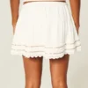 Minirock mit Spitzenbesatz Minirock mit Spitzenbesatz