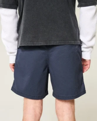 Mittellange Twill-Shorts zum Hineinschlüpfen