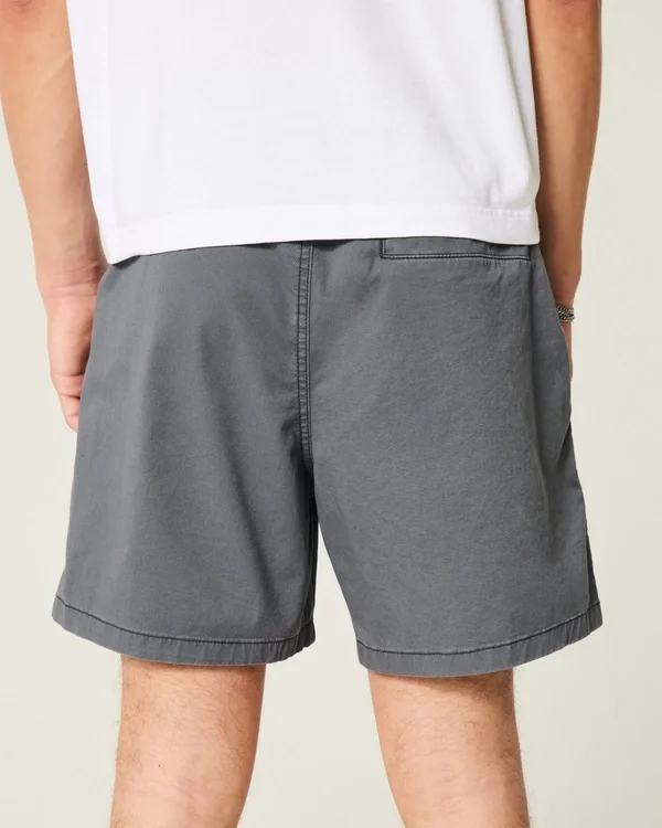 Mittellange Twill-Shorts zum Hineinschlüpfen Mittellange Twill-Shorts zum Hineinschlüpfen