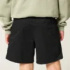 Mittellange Twill-Shorts zum Hineinschlüpfen Mittellange Twill-Shorts zum Hineinschlüpfen