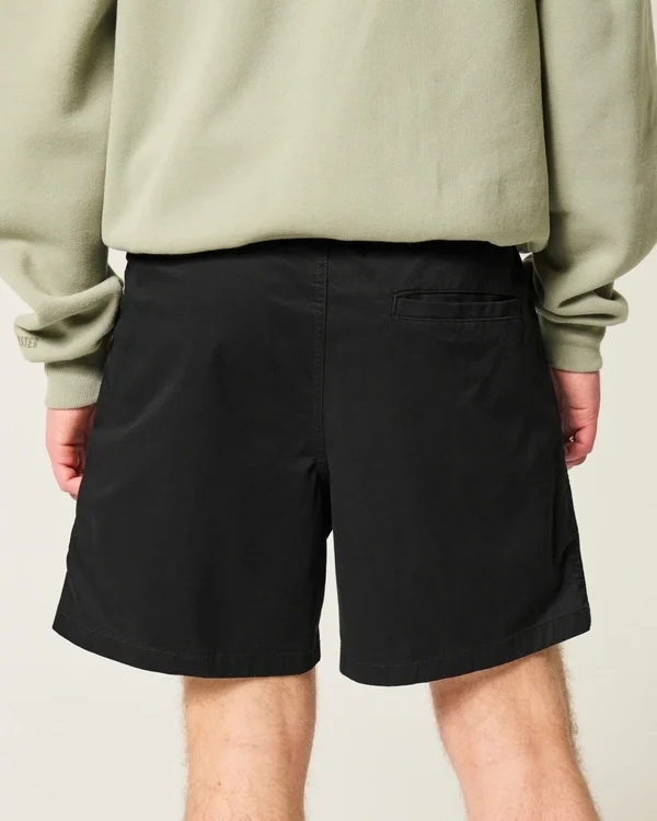Mittellange Twill-Shorts zum Hineinschlüpfen Mittellange Twill-Shorts zum Hineinschlüpfen