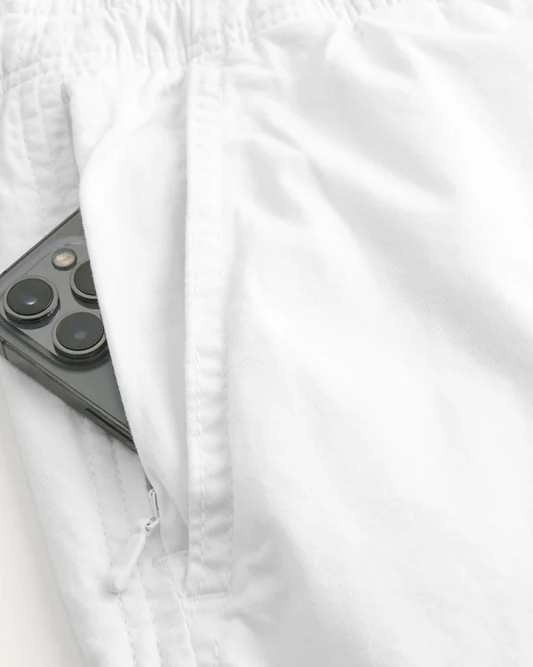 Mittellange Twill-Shorts zum Hineinschlüpfen Mittellange Twill-Shorts zum Hineinschlüpfen