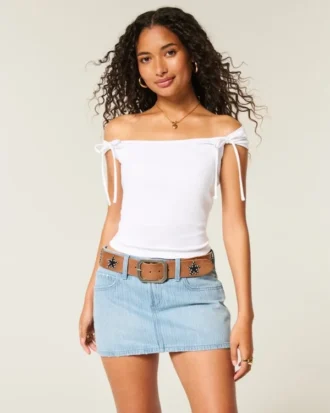 Off-Shoulder-Top mit gebundenen Ärmeln Off-Shoulder-Top mit gebundenen Ärmeln