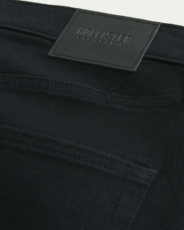 Schwarze, nicht ausbleichende Straight-Jeans Schwarze, nicht ausbleichende Straight-Jeans