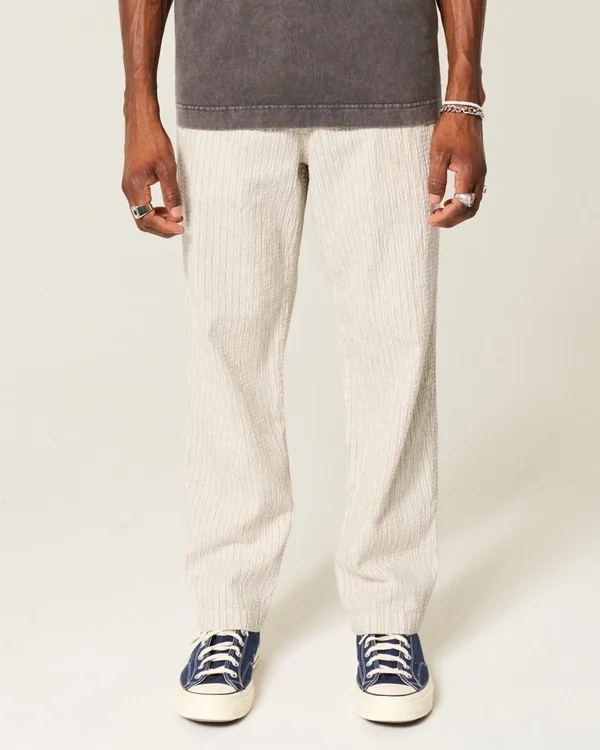 Seersucker-Hose mit weitem Bein zum Hineinschlüpfen Seersucker-Hose mit weitem Bein zum Hineinschlüpfen