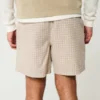 Shorts aus Leinenmischung, mittellang, zum Hineinschlüpfen Shorts aus Leinenmischung, mittellang, zum Hineinschlüpfen