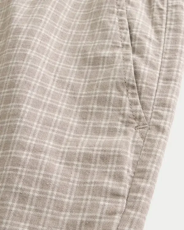 Shorts aus Leinenmischung, mittellang, zum Hineinschlüpfen Shorts aus Leinenmischung, mittellang, zum Hineinschlüpfen