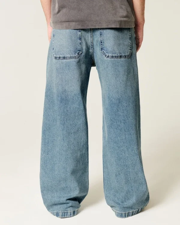 Super Baggy Jeans in mittlerer Waschung Super Baggy Jeans in mittlerer Waschung