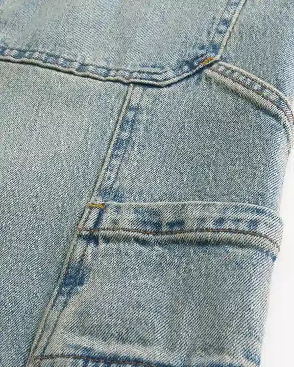 Superbaggy-Jeans in mittlerer Waschung Superbaggy-Jeans in mittlerer Waschung