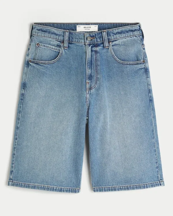 Superbaggy-Jeansshorts in mittlerer Waschung Superbaggy-Jeansshorts in mittlerer Waschung