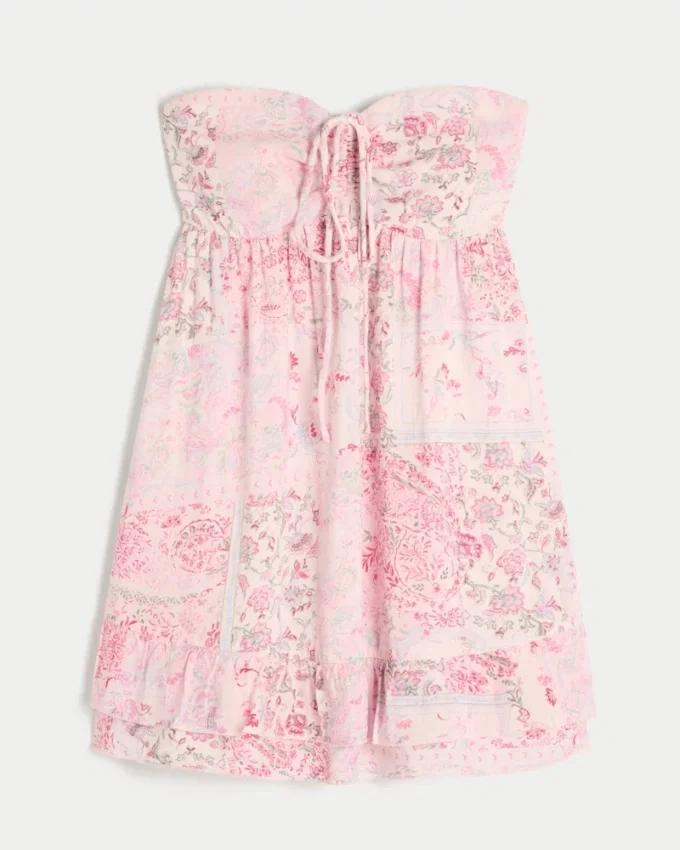 Trägerloses Babydoll-Minikleid mit Rüschen Trägerloses Babydoll-Minikleid mit Rüschen