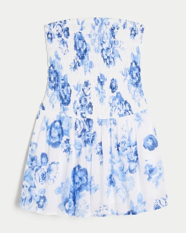 Trägerloses Minikleid mit gesmoktem Oberteil Trägerloses Minikleid mit gesmoktem Oberteil