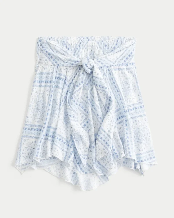 Trägerloses Oberteil mit Zickzack-Saum Trägerloses Oberteil mit Zickzack-Saum