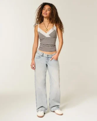 Ultra-Low-Rise-Baggy-Jeans in heller Waschung Ultra-Low-Rise-Baggy-Jeans in heller Waschung
