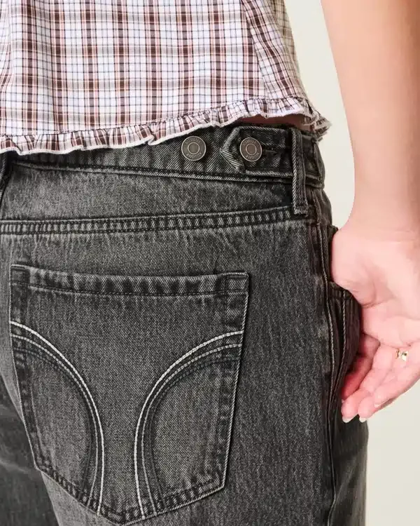 Verstellbare Taille, niedrige Leibhöhe, gewaschene schwarze Baggy-Jeans Verstellbare Taille, niedrige Leibhöhe, gewaschene schwarze Baggy-Jeans