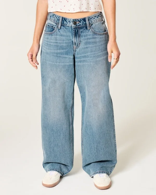 Verstellbare Taille, niedrige Leibhöhe, mittelblaue Baggy-Jeans Verstellbare Taille, niedrige Leibhöhe, mittelblaue Baggy-Jeans