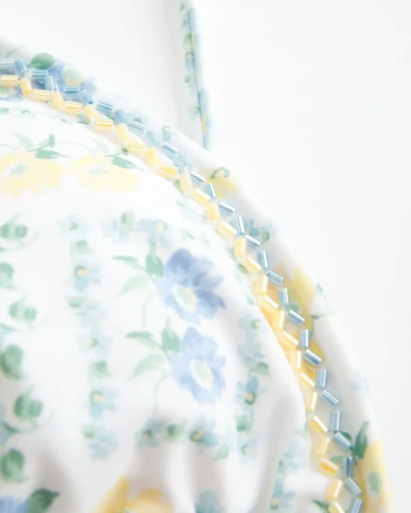 Verziertes Triangel-Bikini-Oberteil Verziertes Triangel-Bikini-Oberteil