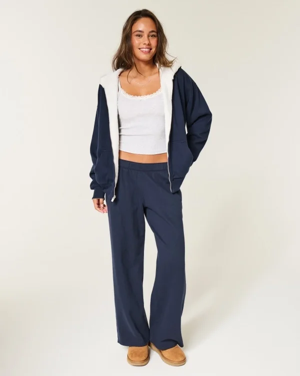 Wendbarer Hoodie mit Kunstfellfutter und Reißverschluss Wendbarer Hoodie mit Kunstfellfutter und Reißverschluss