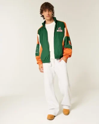 Windjacke mit Grafik der University of Miami Hurricanes