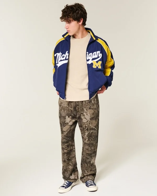 Windjacke mit Grafik der University of Michigan Wolverines Windjacke mit Grafik der University of Michigan Wolverines