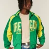 Windjacke mit Grafik der University of Oregon Ducks