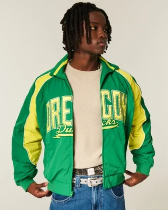 Windjacke mit Grafik der University of Oregon Ducks