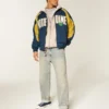 Windjacke mit Grafik „Fighting Irish“ der University of Notre Dame