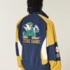 Windjacke mit Grafik „Fighting Irish“ der University of Notre Dame